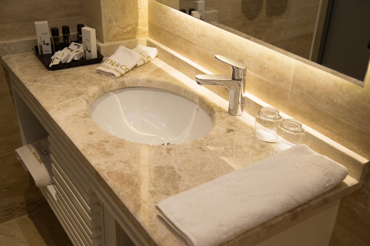 Tn&Co Exclusive Cip Suites And Primeclass Rooms (Adults Only) Muğla Ngoại thất bức ảnh